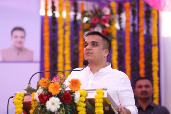 નાયબ મુખ્યમંત્રીશ્રી હર્ષ સંઘવી