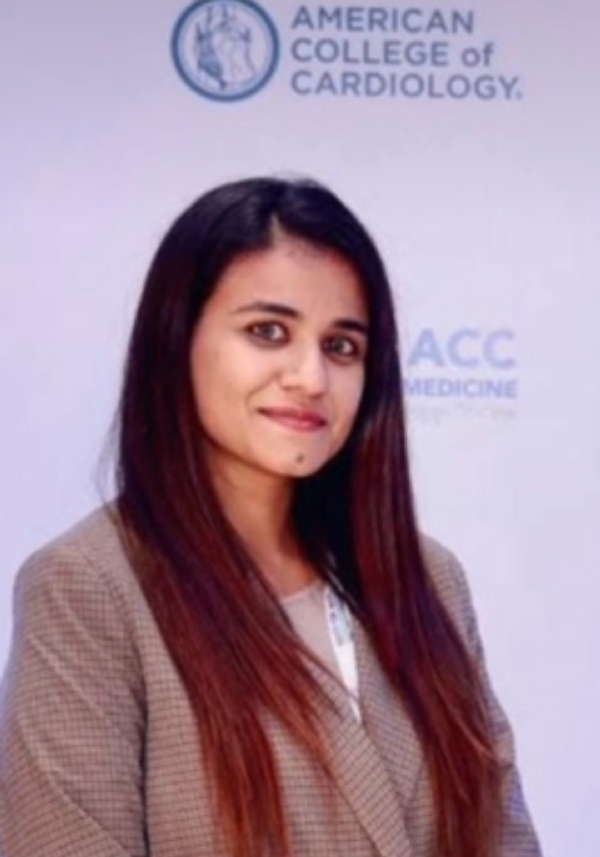 ડૉ. રિયા મનસુરી DM કાર્ડિયોલોજીમાં ગોલ્ડ મેડલ સાથે સફળ, મનસુરી સમાજની પ્રથમ મહિલા કાર્ડિયોલોજિસ્ટ બન્યા