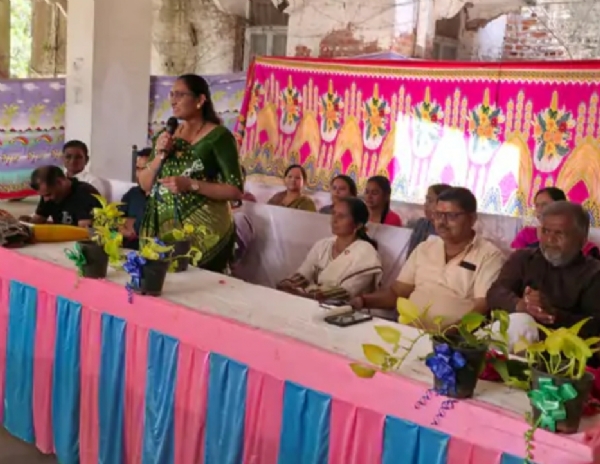 પાટણ નગરપાલિકાના સભ્યોને વિદાય સમારોહમાં સન્માન