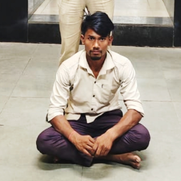 અંકલેશ્વર જીઆઈડીસી પોલીસને પેટ્રોલીંગ દરમિયાન મળી મોટી સફળતા અંકલેશ્વર જીઆઈડીસી પોલીસને પેટ્રોલીંગ દરમિયાન મળી મોટી સફળતા