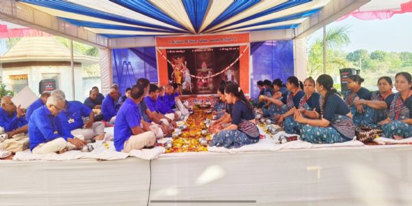 ભરૂચના ઉમલ્લા રંગ મંદિર ખાતે દત્ત બાવનીના બાવન સમૂહ પાઠ યોજાયા