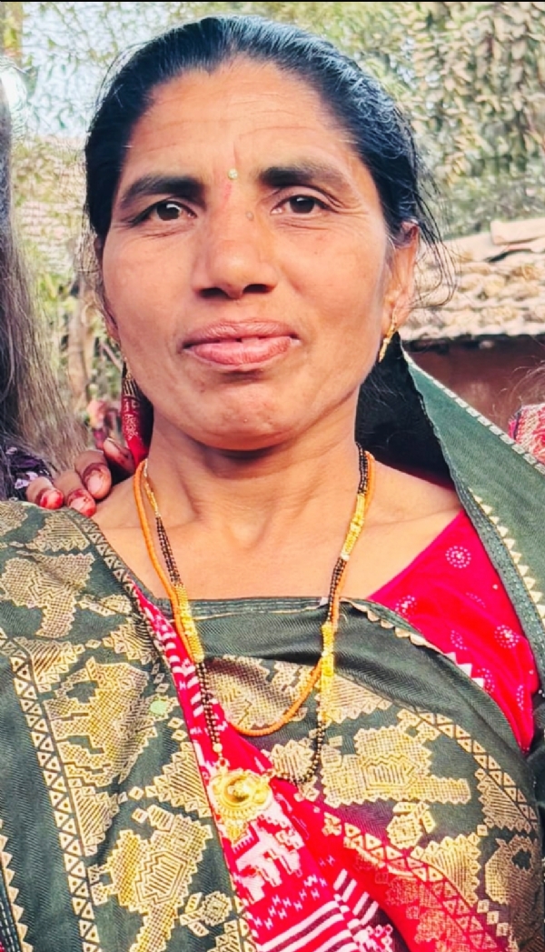 નેત્રંગમાં ખેતરમાંથી ગુમ થયેલી મહિલાની દટાયેલી લાશ મળી આવતા ચકચાર નેત્રંગમાં ખેતરમાંથી ગુમ થયેલી મહિલાની દટાયેલી લાશ મળી આવતા ચકચાર