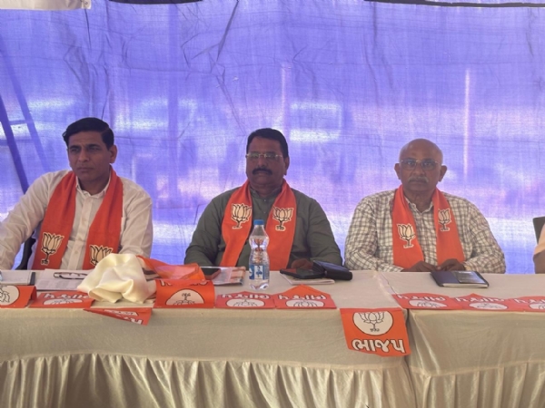 મહેસાણા તાલુકા ભાજપ મંડળની પરિચય બેઠક યોજાઈ, આગમી કાર્યક્રમો અંગે માર્ગદર્શન મહેસાણા તાલુકા ભાજપ મંડળની પરિચય બેઠક યોજાઈ, આગમી કાર્યક્રમો અંગે માર્ગદર્શન