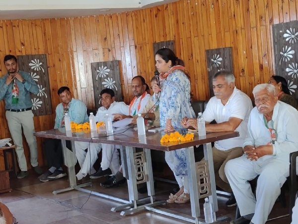 સરદાર કોંગ્રેસ ભવન મહેસાણા ખાતે શહેર કોંગ્રેસ સમિતિની ચૂંટણીલક્ષી કારોબારી બેઠક યોજાઈ