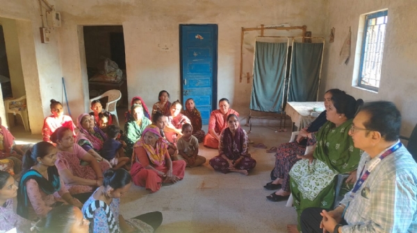 પોરબંદરના ખાપટ આંગણવાડી ખાતે પીએમ સ્વનિધિ યોજના અંગે પ્રચાર-પ્રસાર અને ફાઇનાન્સિયલ લિટરસી કેમ્પ યોજાયો.