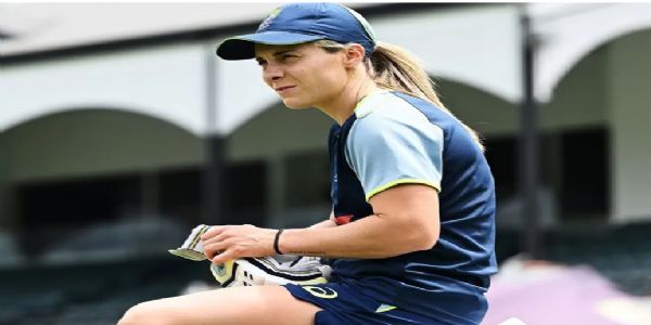 વેસ્ટ ઇન્ડીઝ શ્રેણી પહેલા, સોફી મોલિનક્સ પોતાની ભૂમિકા ભજવવા માટે તૈયાર