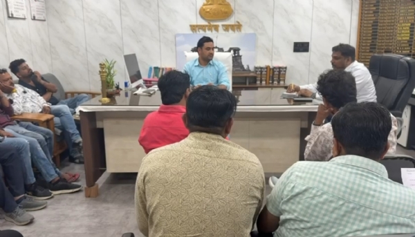 Dahod sdm in  action after taking charge of nagar seva sadan dahod