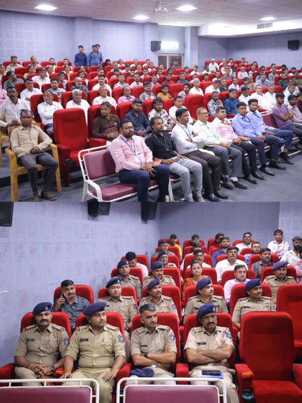 પોલીસ હેડક્વાર્ટર ખાતે વ્યાજખોરી મુદ્દે જનસંપર્ક સભા, બેંક લોન અંગે માર્ગદર્શન આપવામાં આવ્યું