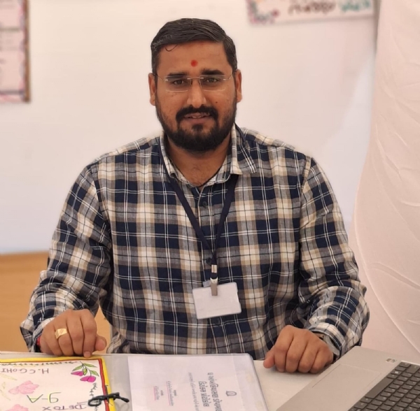 આંબલિયાસણમાં વિશ્વ ચકલી દિવસ નિમિત્તે અનોખી પહેલ, 200થી વધુ ચકલીઘર તૈયાર