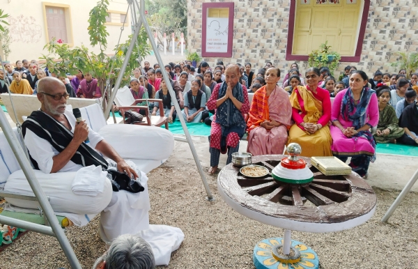 મોરારિ બાપુ