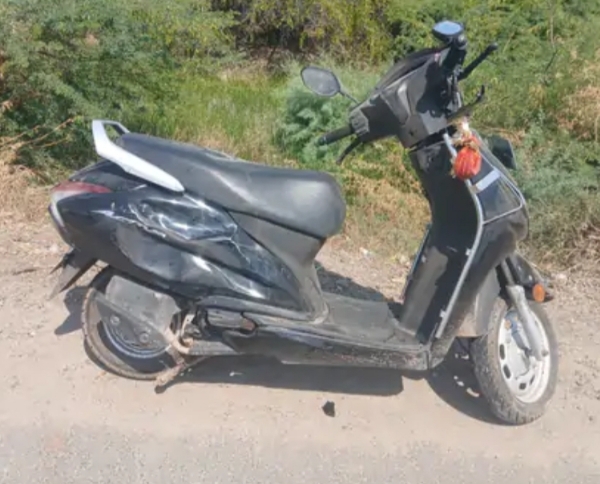 સમી-રાધનપુર હાઈવે પર કાર અને એક્ટિવા વચ્ચે અકસ્માત સમી-રાધનપુર હાઈવે પર કાર અને એક્ટિવા વચ્ચે અકસ્માત