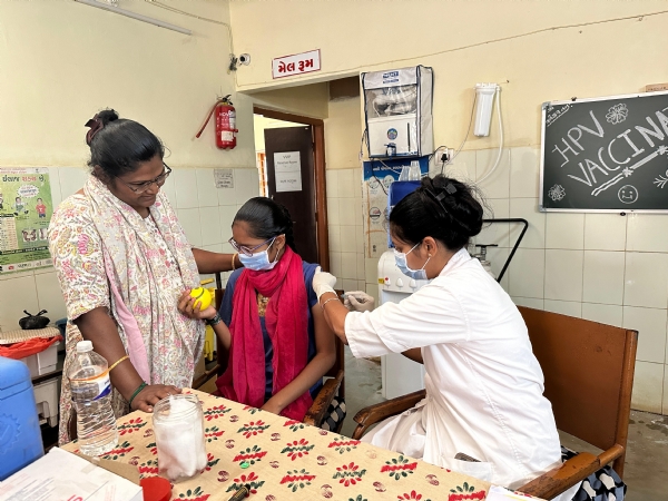 જૂનાગઢ જિલ્લામાં ૧૪ વર્ષની ૭ હજારથી વધુ દીકરીઓને જૂનાગઢ જિલ્લામાં ૧૪ વર્ષની ૭ હજારથી વધુ દીકરીઓને