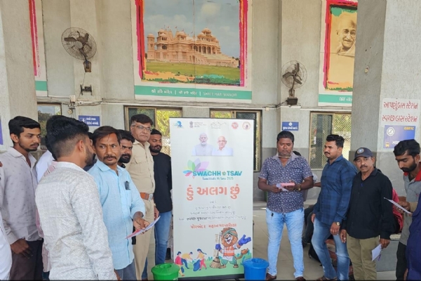 પોરબંદર મહાનગરપાલિકા દ્વારા  શહેરમાં સ્વચ્છતા જાગૃતિ માટે આઈ.ઈ.સી. એક્ટિવિટી કાર્યક્રમ યોજાયો.