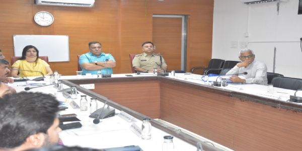 ગીર સોમનાથ કલેક્ટરની અધ્યક્ષતામાં જિલ્લા સંકલન સહ ફરિયાદ નિવારણ સમિતિની બેઠક યોજાઈ