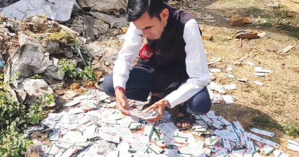 સુરતના રેશનકાર્ડ ધારકોના આયુષ્માન કાર્ડ અંકલેશ્વરના અંસાર માર્કેટમાંથી બિનવારસી હાલતમાં મળ્યા