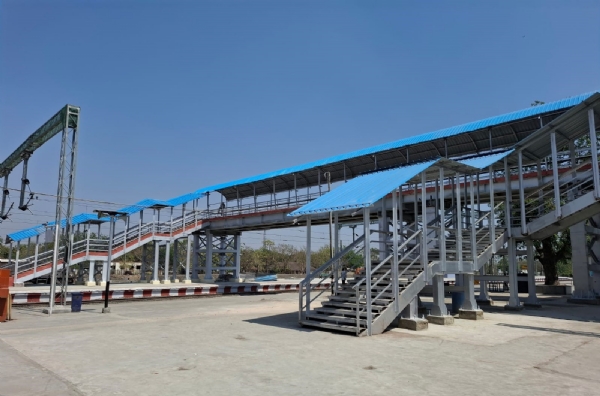 જેતલસર જંકશન રેલવે સ્ટેશન પર વિસ્તૃત ફૂટ ઓવર બ્રિજ