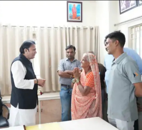 સિદ્ધપુરમાં લોકસંપર્ક કાર્યક્રમથી પ્રજાના પ્રશ્નોનો ઉકેલ