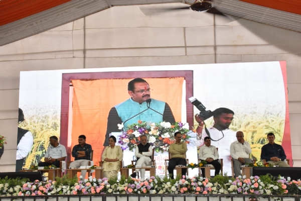 કેબિનેટ મંત્રી અર્જુન મોઢવાડિયાની ઉપસ્થિતિમાં પોરબંદરમાં મિલેટ મહોત્સવ કાર્યક્રમ યોજાયો.