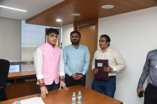 પગાર વધારો