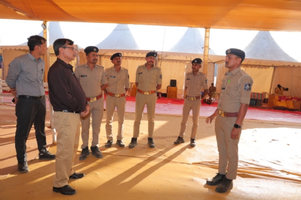 સચિવ દ્વારા નિરીક્ષણ સચિવ દ્વારા નિરીક્ષણ