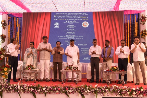 કેન્દ્રીય મંત્રી સી.આર. પાટીલ દ્વારા લોકાર્પણ અને ખાતમુહૂર્ત