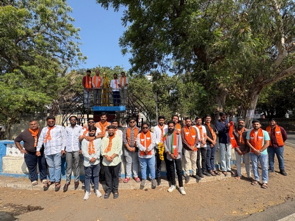 યુવા ભાજપ દ્વારા શહીદદિન ની અનોખી ઉજવણી કરી.