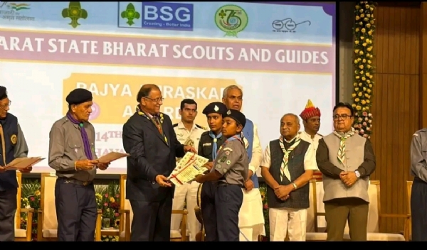 ધોળાસણ શાળાના બે વિદ્યાર્થીઓને રાજ્યપાલ એવોર્ડ, શાળામાં ખુશીની લાગણી