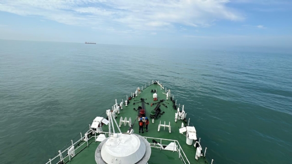 પોરબંદર કોસ્ટગાર્ડ દ્વારા સર્ચ અને રેસ્ક્યુ કવાયત હાથ ધરાઈ.