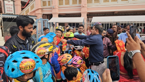 NADIYAD THI AMBAJI SKETING YATRA