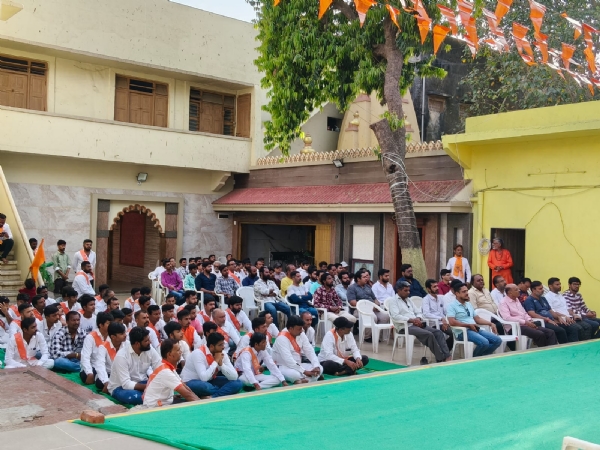 પોરબંદરમાં પ્રભુ શ્રીરામની શોભાયાત્રા અંગે બેઠક યોજાઇ.