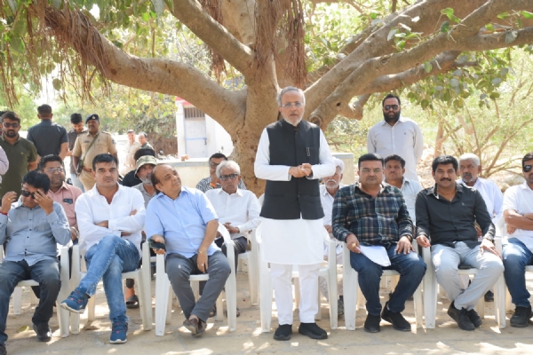 કેબિનેટ મંત્રીના હસ્તે રૂ.14.73 કરોડથી  વધુંના ગ્રામ્ય રસ્તાઓના કામોના ખાતમુહૂર્ત કરાયા.