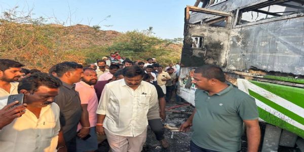 (અપડેટ) આંધ્રપ્રદેશમાં માર્ગ અકસ્માતમાં 14 લોકોના મોત, 23 ઘાયલ