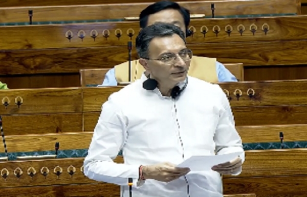 કેન્દ્રીય વાણિજ્ય અને ઉદ્યોગ રાજ્યમંત્રી જિતિન પ્રસાદ કેન્દ્રીય વાણિજ્ય અને ઉદ્યોગ રાજ્યમંત્રી જિતિન પ્રસાદ