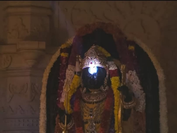 રામ મંદિરમાં સૂર્ય તિલક