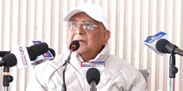 નેપાળના ભૂતપૂર્વ વડા પ્રધાન ઓલી અને ભૂતપૂર્વ ગૃહ પ્રધાન રમેશ લેખકની ધરપકડ