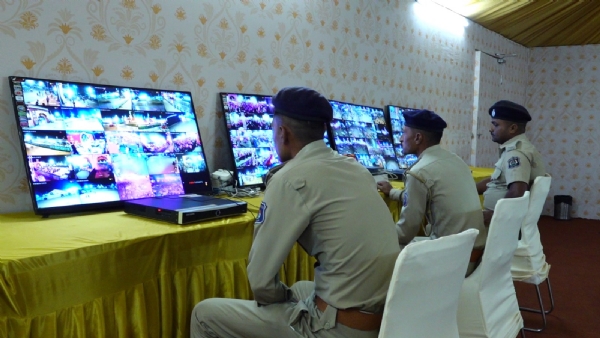 માધવપુર મેળામાં રહેશે ચાંપતો પોલીસ બંદોબસ્ત, જિલ્લા પોલીસે તૈયાર કર્યો માસ્ટર પ્લાન. માધવપુર મેળામાં રહેશે ચાંપતો પોલીસ બંદોબસ્ત, જિલ્લા પોલીસે તૈયાર કર્યો માસ્ટર પ્લાન.