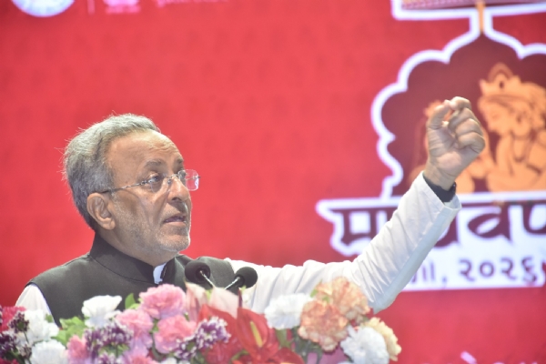 વન અને પર્યાવરણ મંત્રી  અર્જુન મોઢવાડિયાના હસ્તે માધવપુરના મેળાનો પ્રારંભ.