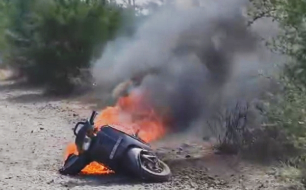 ભેરસમ ગામે ચાલતી મોપેડમાં અચાનક ભભૂકી ઉઠી આગ