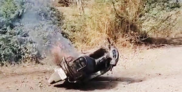 ભેરસમ ગામે ચાલતી મોપેડમાં અચાનક ભભૂકી ઉઠી આગ