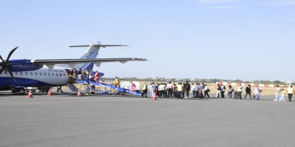 કેન્દ્રીય ઉડ્ડયન મંત્રીશ્રી કે. રામમોહન નાયડુના હસ્તે ભાવનગર-નવી મુંબઈ ફ્લાઇટનું ફ્લેગ ઓફ કરાયું.