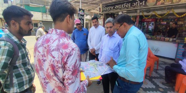 ભાવનગરમાં ડ્રેનેજ લાઇન કામ માટે કમિશનરની સાઇટ વિઝિટ, જરૂરી સૂચનાઓ અપાઈ