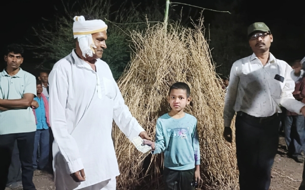 નેત્રંગના આંજોલી ગામે ત્રણ પેઢીના સંગમ સાથે વૈદિક હોળીની ભવ્ય ઉજવણી