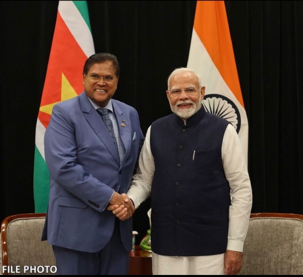 પ્રધાનમંત્રી મોદીએ સુરીનામના ભૂતપૂર્વ રાષ્ટ્રપતિ ચંદ્રિકા પ્રસાદ સંતોખીના નિધન પર શોક વ્યક્ત કર્યો