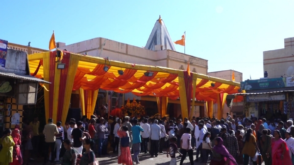 માધવપુર ખાતે ભગવાન શ્રીકૃષ્ણ અને રૂક્ષ્મણીજીના વિવાહ ઉત્સવ સંપન્ન.