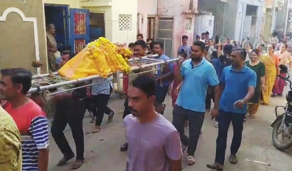 જંબુસર પાંજરાપોળ પટેલ ખડકીમાં ધુળેટી પર્વની અનોખી રીતે ઉજવણી