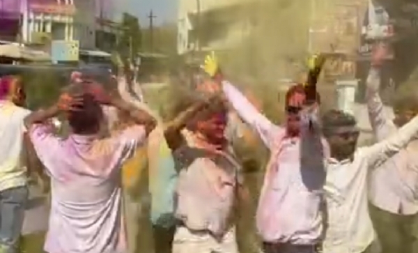 પાટણમાં હર્ષોલ્લાસભેર હોળી-ધુળેટી ઉજવણી