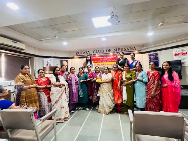ત્રણ વર્ષથી મહિલાશક્તિને પ્રેરણા આપતું અનોખું સન્માન: મહેસાણામાં 61 આત્મનિર્ભર બહેનોનો ગૌરવવંતો અવસર