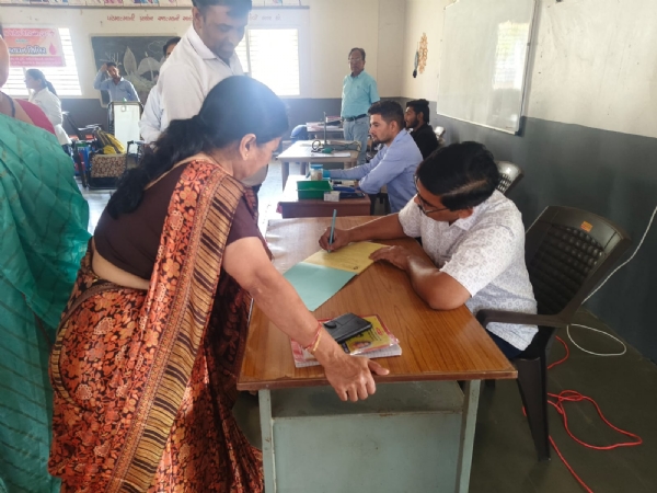 મહેસાણા જિલ્લાના આખજ ખાતે આયુષ મેળો યોજાયો