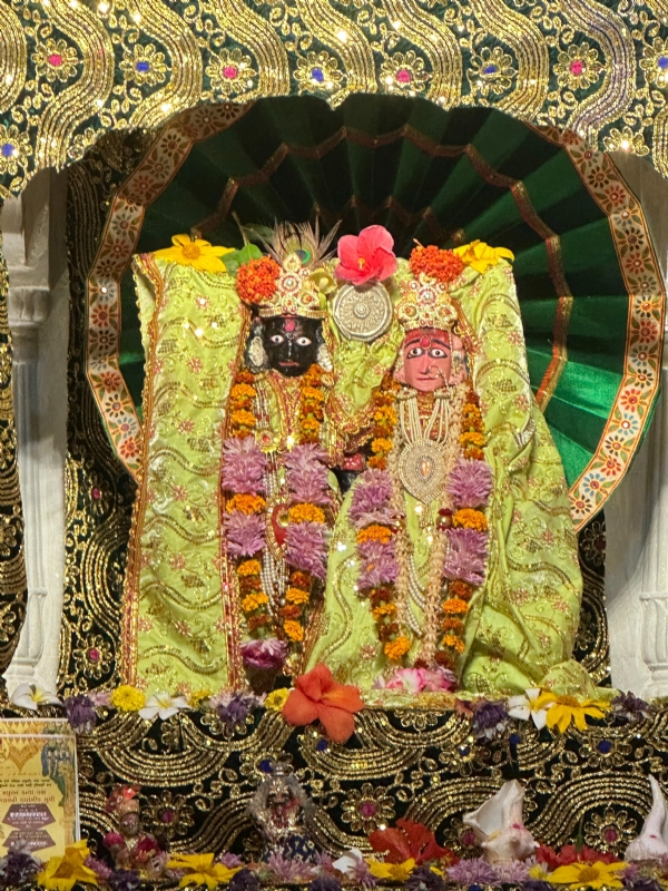 મધુવન જંગલ ખાતે ભગવાન ના લગ્નની કંકોત્રી લખાય.