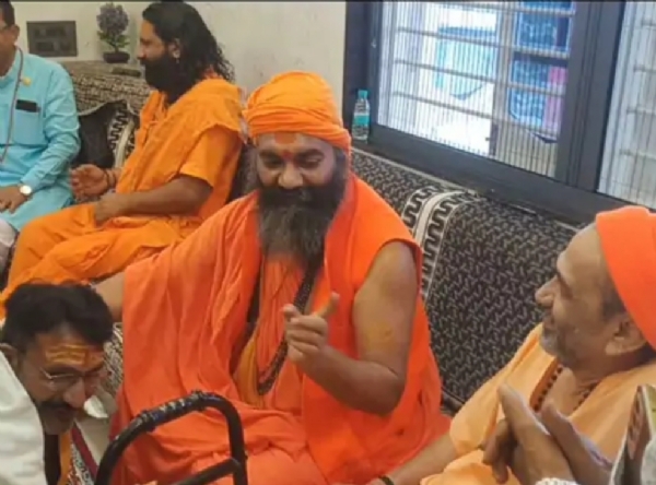 માલસુંદ ગામે સંત મિલન, ગૌ ભક્તિ મહોત્સવના આયોજકોનું સન્માન